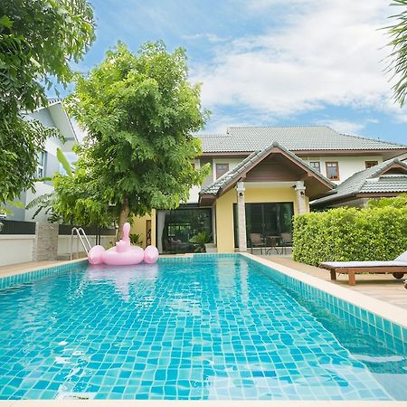 Y'S Villa 独栋泳池别墅-2 Chiang Mai Buitenkant foto